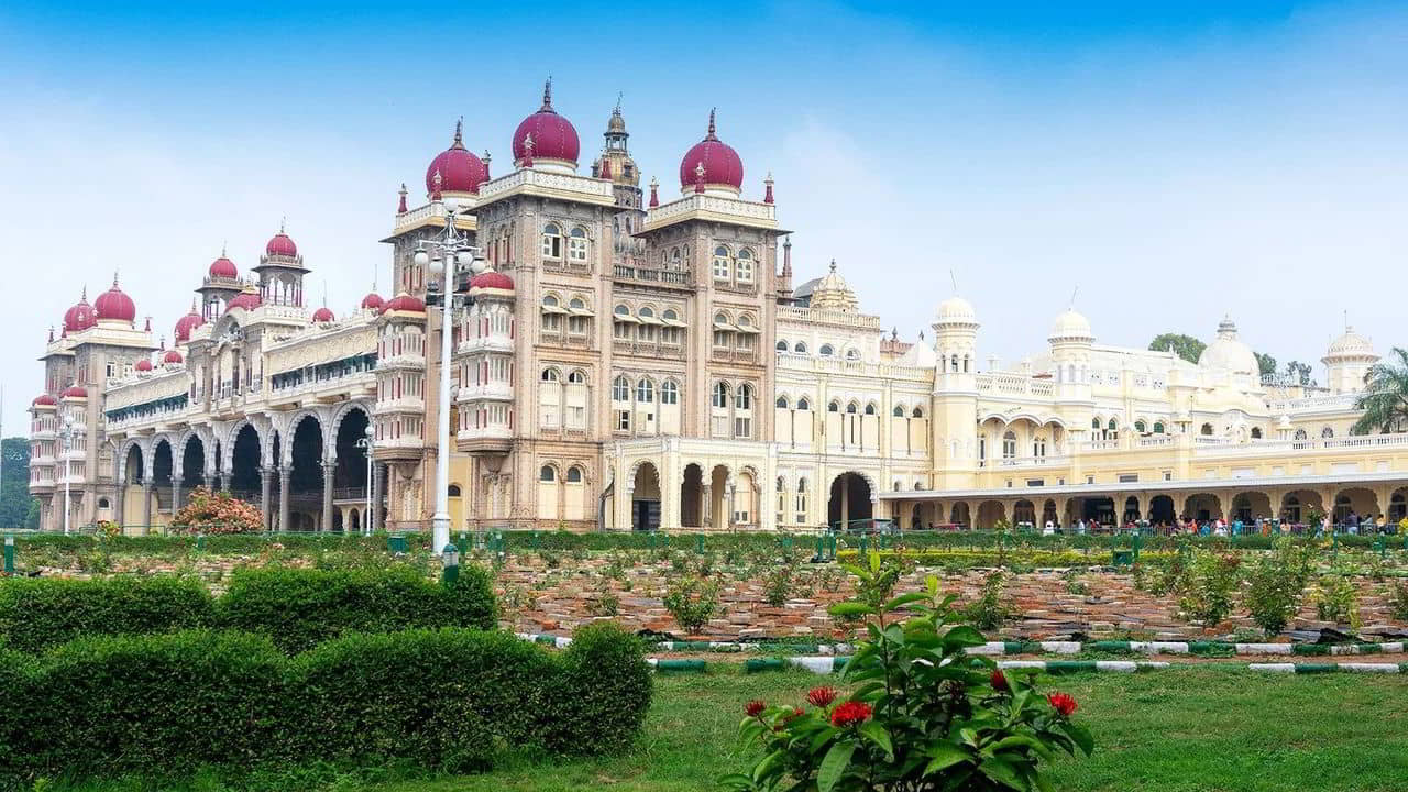 Mangalore to Mysore Taxi Service - Sangameshwara Travels - Taxi Mangalore